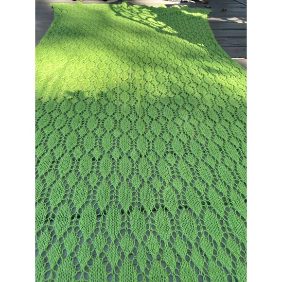 Mohair Wool Crochet Blanket lime green Hand Made Diamond Knit Throw 44x90” shawl - Picture 3 of 16